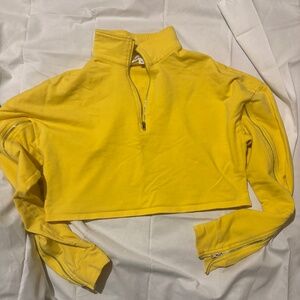 Superdown Yellow Quarter-Zip Cropped Sweatshirt with Sleeve Zippers - XS